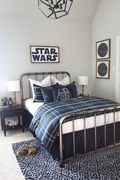 Star Wars Boys Room, Kids Bedroom Themes, Star Wars Themed Bedroom, Decoracion Star Wars, Star Wars Bedroom, Star Wars Room, Big Boy Bedrooms, Cool Kids Bedrooms, Big Kids Room