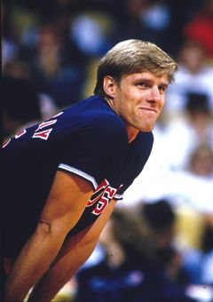 Karch Kiraly Karch Kiraly, Volleyball History, Volleyball Teams, Usa National Team, Jackson Michigan, Indoor Volleyball, Mens Volleyball, Atlanta Olympics, Ncaa Championship