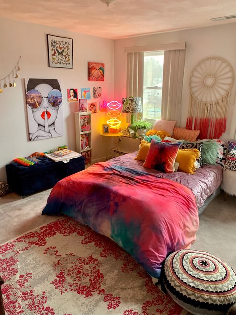 Bright Rooms Bedrooms, Colorful Electric Bedroom, Bright Color Bedroom Aesthetic, Electric Bedroom Decor, Boho Bedroom Bright Colors, Maximalist Teen Bedroom, Dorm Bright Colors, Bright Room Aesthetic, Colorful Bedroom Ideas For Adults