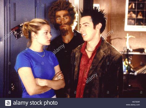 Download this stock image: BIG WOLF ON CAMPUS, Aimee Castle, Brandon Quinn, Danny Smith, 1999-2002, TM and Copyright © 20th Century Fox Film Corp. All - HD72GR from Alamy's library of millions of high resolution stock photos, illustrations and vectors. Brandon Quinn, Danny Smith, Big Wolf, 20th Century Fox, 20th Century, Castle, Talk Show, Fox, Stock Images