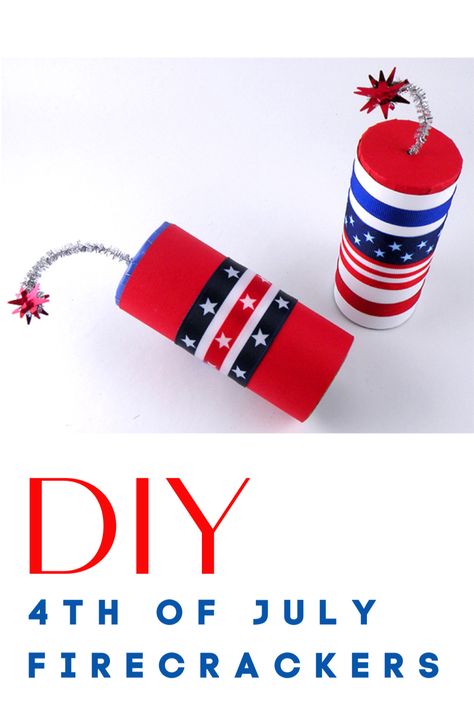 Toilet Paper Roll Fireworks, July 4 Crafts For Adults, Firecracker Decoration Diy, Diy Firecrackers, Firecracker Craft, America Decorations, Diy Safe, 4th Of July Craft, Patriotic Crafts Diy