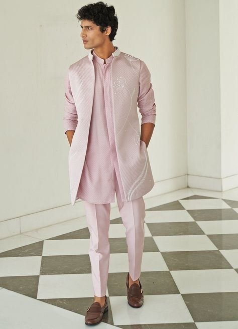 Indowestern Outfits For Men, Kurta And Pants, Indian Wedding Clothes For Men, Mens Indian Wear, African Wear For Men, Groom Dress Men, Haldi Outfits, Indian Groom Wear, Haldi Outfit