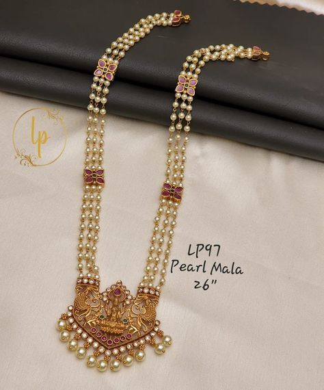 Pearl Long Chain Gold Designs, White Pearl Necklace Indian Gold, Simple Long Chain Designs Gold, Pearl Long Chain Indian Gold, Muthina Hara, Pearl Haram Designs Gold, Pearl Haram Design, Pearl Sets Jewellery Indian Gold, Pearl Long Chain Indian