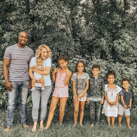 Interracial Family Photos, Christmas Dance Recital, Interracial Babies, First Dance Recital, Mixed Family, Black Celebrity Couples, Black Man White Girl, Mixed Families, Cute Family Pictures