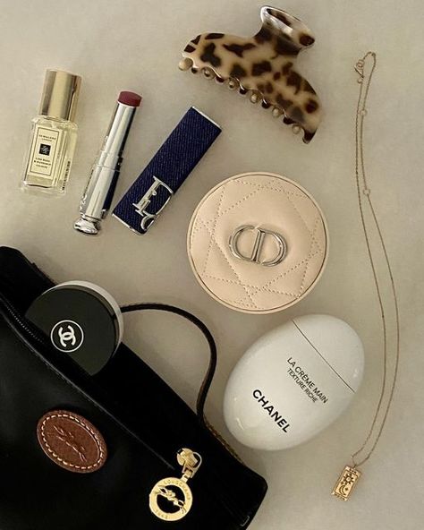 Chanel Lip Balm, Gold Dainty Necklace, Chanel Lip, Cream Hair, Parisian Vibes, Longchamp Bags, Casual Date Night, Chanel Beauty, Dior Makeup