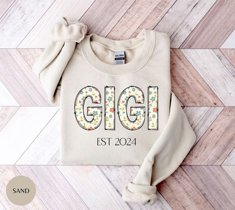 Gifts For Gigi, Gigi Sweatshirt, Nana Sweatshirt, Gigi Gift, Nana Grandma, Grandma Sweater, Pregnancy Announcements, Personalized Grandma, Grandma Gift