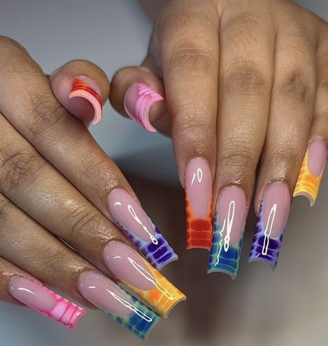 Colorful French Tip Designs, Colorful Croc Nails, Croc Nails Acrylic, Colorful Vacation Nails, Multi Colored French Tip Nails, Multi Coloured Nails, Boujee Nails Designs, Croc Print Nails, Croc Nails