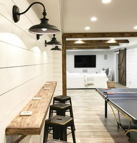 Basement Gym, Basement Inspiration, Man Cave Basement, Basement Living Rooms, Small Basements, Basement House, Basement Makeover, Basement Design Ideas, Basement Walls