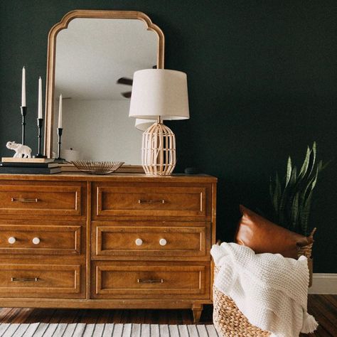 our favorite homes on Instagram: “we adore this dark green moody wall! with the wooden dresser in front, the dark green creates the most sophisticated background. note all…” Jasper Paint, Throw Blanket Basket, Watching Christmas Movies, Store Room, Organic Home, Moody Bedroom, Bedroom Upgrade, Bedroom Updates, Blanket Basket