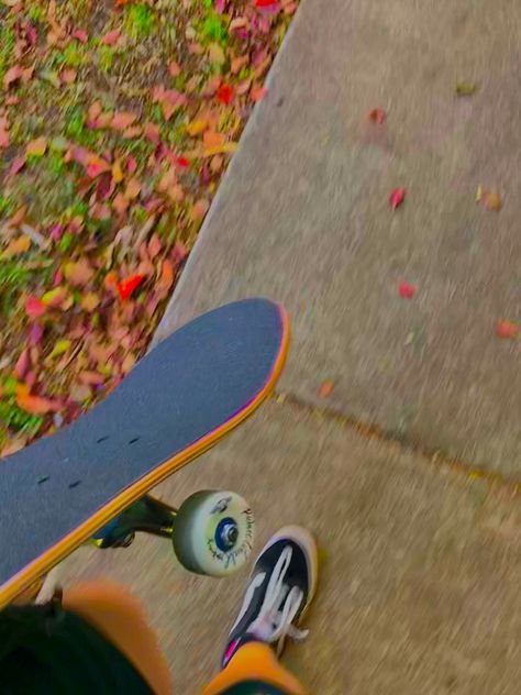 Indie Filter, Skateboarding Aesthetic, Skateboard Photos, Penny Skateboard, Board Aesthetic, Editing Tips, Autumn 2022, Skate Style, Fake Story