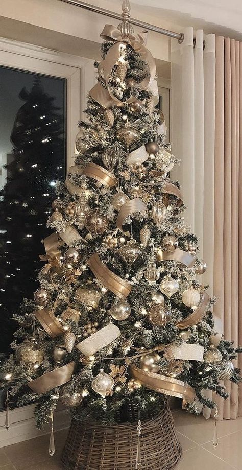 The Most Gorgeous Christmas Tree Ideas From Top Bloggers | Christmas Tree Inspo, Garland Ideas, Silver Christmas Decorations, Christmas Tree Decorating Themes, Elegant Christmas Trees, Gold Christmas Decorations, Christmas Tree Inspiration, Ribbon On Christmas Tree, White Christmas Trees