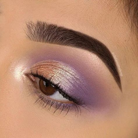 Purple Makeup Looks, Make Eyes Pop, Make Up Designs, Purple Eye Makeup, Makeup Shades, Purple Makeup, Braut Make-up, Makijaż Smokey Eye, Purple Eyeshadow