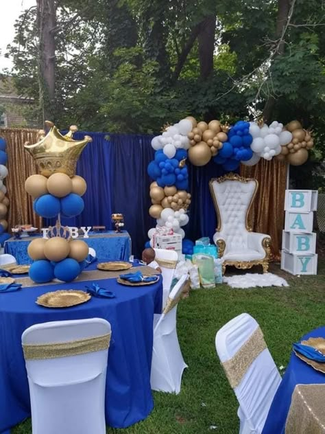 Royal Prince Birthday Party Centerpieces, Prince Theme Centerpieces, Royal Blue And Gold Baby Shower Ideas, Royal Blue Baby Shower Ideas, Royal Prince Birthday Party Decorations, Little Prince Baby Shower Theme, Prince Themed Baby Shower Ideas, Royal Prince Baby Shower Theme, King Baby Shower Theme