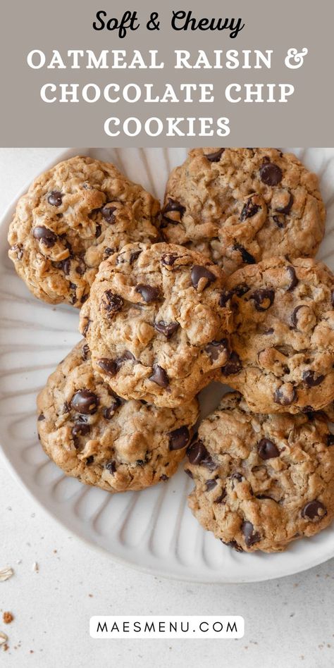 Oatmeal Raisin & Chocolate Chip Cookies Chocolate Chip Raisin Cookies, Raisin Chocolate Chip Cookies, Oatmeal Raisin Chocolate Chip Cookies, Best Oatmeal Raisin Cookies, Oat Cookie Recipe, Oatmeal Chocolate Chip Cookie Recipe, Cookie Recipes Oatmeal Raisin, Oatmeal Raisin Cookies Chewy, Tasty Cookies