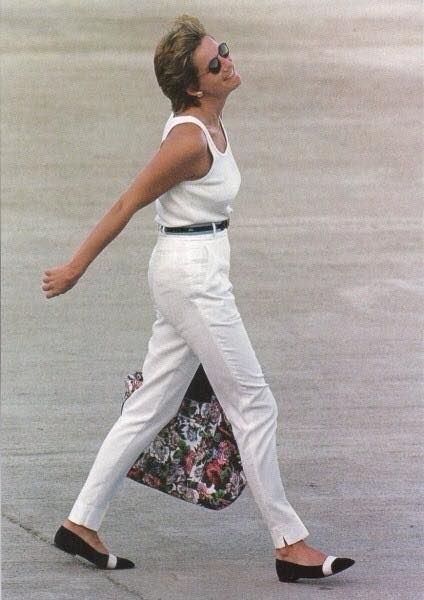 . Princess Diana Fashion, Princess Diana Family, Princes Diana, Diana Fashion, Lady Diana Spencer, Charlotte Casiraghi, Diana Spencer, Princesa Diana, Lady Diana