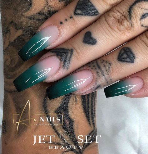 Smaragd Green Nails, Smaragd Green, Autumn Is Coming, Green Nails, Beauty Nails, Jet Set, Nails, Green, Beauty