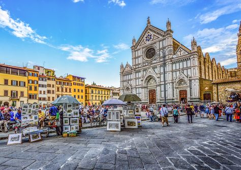 Market in Florence San Lorenzo Market, 2 Weeks In Italy, Florence Travel Guide, Italy Tour, Visit Florence, Florence Travel, Italy Travel Tips, City Landscape, Enjoy Nature