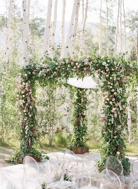 60 Beautiful Chuppahs From Jewish Weddings Ideas For Frames, Jewish Wedding Chuppah, Birch Chuppah, Jewish Wedding Traditions, Garden Wedding Venues, Wedding Chuppah, Jewish Wedding Ceremony, Jewish Weddings, Copper Wood