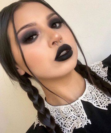 Wednesday Addams Makeup, Best Halloween Makeup, Wednesday Addams Costume, Stick Light, Cute Halloween Makeup, Halloween Beauty, Halloween Makeup Pretty, Cool Halloween Makeup, Third Base