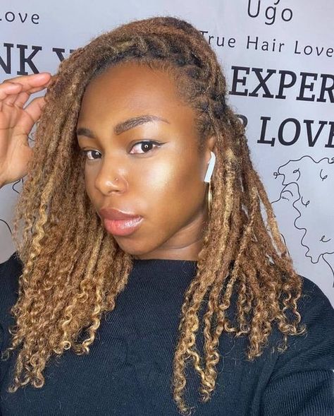 Dreadlocks Hair Care, Hair Muse, Short Locs Hairstyles, Dreadlock Style, Dreadlock Styles, Dyed Hair Inspiration, Tight Curls, Hair Affair, Dreadlock Hairstyles