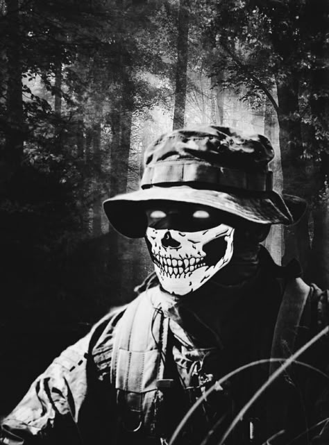 Soldier Poster, White Guilt, Airborne Ranger, Ghost Soldiers, Cod Mobile, Warrior Concept Art, Combat Art, Skull Mask, Masked Man