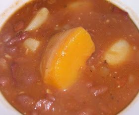 Never Underestimate the Power of a Foodie: Frijoles Colorados (Cuban Red Beans) Cuban Red Beans, Bean Stews, Red Beans Recipe, Red Bean Soup, Cuban Dishes, Latin American Recipes, Cuban Cuisine, Cuban Food, Cuban Recipes