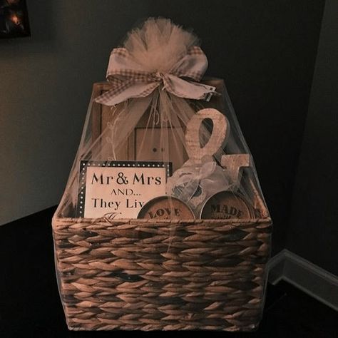 Wedding Gift Basket, Beauty Gift Basket, Makeup Christmas Gifts, Quirky Valentines, Valentine's Day Gifts For Him, Personalized Gift Baskets, Gifts Baskets, Kids Gift Baskets, Personalised Gifts Diy