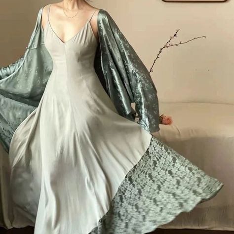 Theme Clothes, Flowy Dress Casual, Ethereal Style, Night Gown Dress, Sky Dress, Causal Outfits, Fantasy Dress, Nightgowns, Pistachio