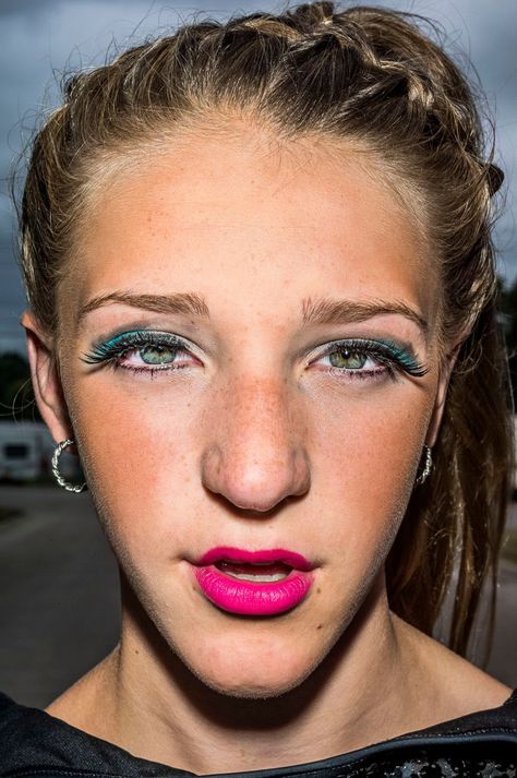 This Legendary Street Photographer Traveled to State Fairs. See the Haunting Portraits He Captured Bruce Gilden, Fair Face, William Klein, Iowa State Fair, Farm Boys, London Photographer, Unique Faces, The Haunting, Photographs Of People