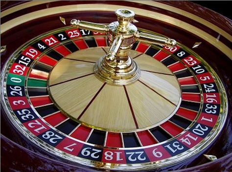 Casino Royale Theme, Roulette Game, Casino Theme Party Decorations, Casino Logo, Casino Table, Roulette Wheel, Las Vegas Homes, Casino Night Party, Casino Slot Games