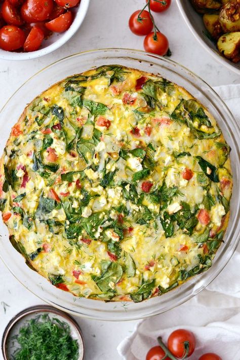 Tomato Spinach and Feta Crustless Quiche Tomato And Feta Quiche, Tomato And Spinach Quiche, Crustless Tomato Quiche Recipes, Veggie Quiche Crustless, Tomato Feta Quiche, Tomato Spinach Quiche, Spinach Tomato Quiche, Spinach Tomato Feta Quiche, Tomato Spinach Eggs