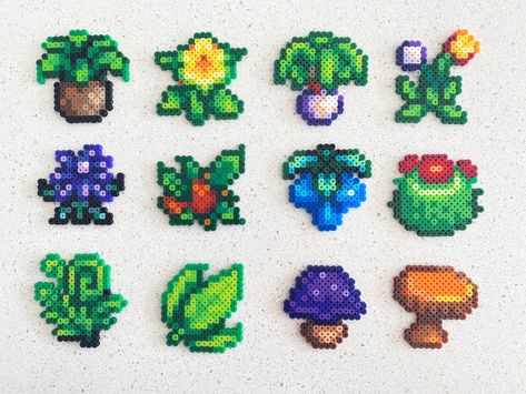 Peler Beads Stardew Valley, Perler Plant, Perler Bead Fridge Magnets, Stardew Valley Items Pixel Art, Crystal Perler Beads, Perler Beads Stardew Valley, Retro Perler Bead Patterns, Pearler Bead Design Aesthetic, Stardew Perler Beads