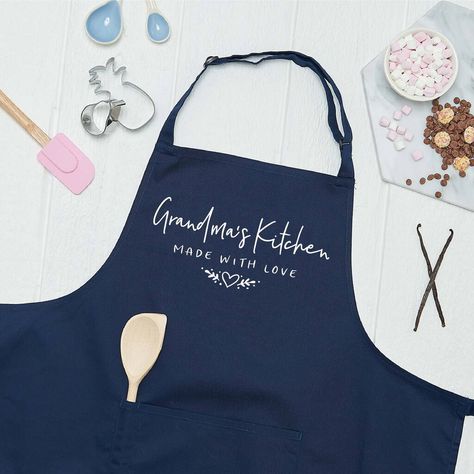 Grandma Apron Sayings, Apron Gift Ideas, Cricut Apron Ideas, Apron For Grandma, Circut Joy, Personalised Aprons, Grandma Apron, Personalised Apron, Grandma Recipes