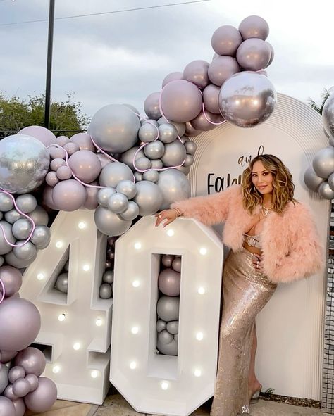 40 and FABULOUS… 🎂 . . . #40 #happybirthday #40andfabulous 40s Bday Party Ideas, 40th Balloon Arch, 45 Birthday Party Ideas Women, Birthday Party 40th Women, 40 Party Ideas For Woman, Fabulous 40 Birthday For Women, 40th Birthday Decoration Ideas For Women, 40 Birthday Ideas For Woman, 40 Birthday Ideas For Woman Turning 40