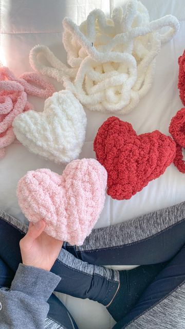 Sabrina-Rose Benedict on Instagram: "These cute little heart stuffies will be available starting tomorrow, January 18th at 3pm EST! The perfect thing to add to a Valentine’s card or gift! #sabsstuffies #chunkyknit #chunkyyarn #chunkyhandknitblanket #chunkyblanket #chunkyhandknit #largeblanket #blanket #handmade #shopsmall #shoplocal #bee #bees #stuffedanimalbee #plushie #crochet #crochetplushies #plushies #nurserydecor #nursery #market #craftfair #maker #vendor #smallbusiness #sabsblankets #polyfilwithjoy #valentinesday #valentine" Chunky Crochet Blanket Aesthetic, Chenille Yarn Crafts Diy, Chunky Yarn Crochet Plushies, Chunky Knit Plushies, Chunky Chenille Yarn Projects, Yarn Plushies, Chunky Yarn Projects, Diy Finger Knitting, Chunky Yarn Blanket