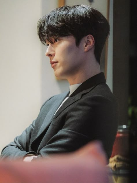 Jang Kiyong, My Roommate Is A Gumiho, Korean Haircut, Asian Male Model, Cute Instagram Pictures, Aesthetic Boy, Handsome Actors, Face Skin Care, Kdrama Actors