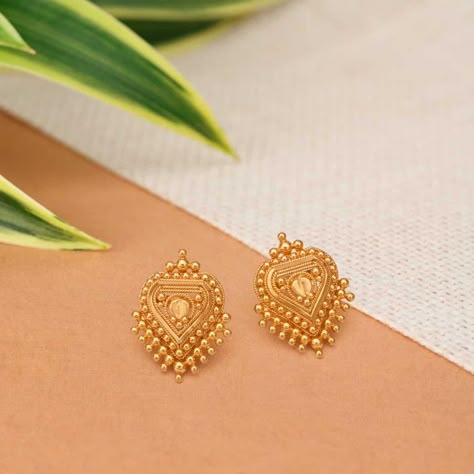 Gold Earrings Latest Designs, Simple Gold Earrings Indian, Latest Earrings Trends, Kolhapuri Jewellery, Gold Earrings Designs For Daily Use, Daily Use Gold Earrings Indian, Gold Studs Earrings Indian, Latest Gold Earrings Designs, Latest Gold Earrings