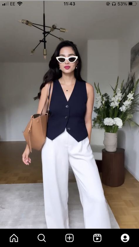 Business Casual Office Outfits, Casual Office Outfits, Linen Summer Outfits, Waistcoat Outfit, Fashion Workwear, Executive Fashion, Look Office, Dressy Casual Outfits, Professional Outfits Women