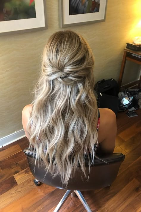 half up half down hair styles for long hair Fancy Half Up Half Down, Made Of Honor Hair, Curled Half Up Half Down, Hoco Court, Bridesmaid Hair Inspo, Grad Hair, Prom Hair Medium, Bridemaids Hairstyles, Cute Prom Hairstyles