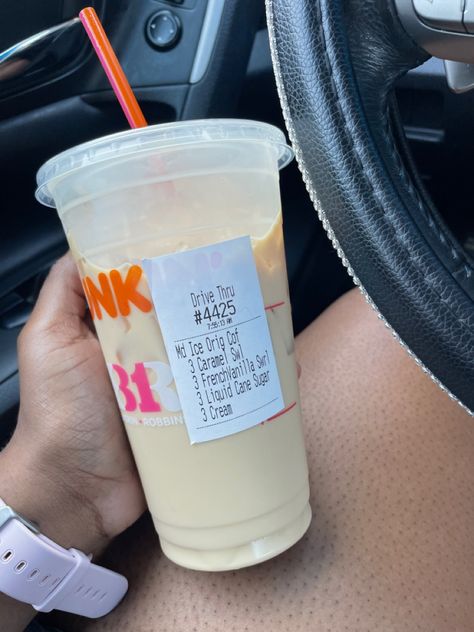 Dunkin Vanilla Iced Coffee Recipe, Oreo Dunkin Drink, Sweet Dunkin Iced Coffee Order, Best Iced Coffee From Dunkin, Dunkin Iced Coffee Drinks, Iced Dunkin Drinks, Caramel Dunkin Iced Coffee Order, Dunkin Donuts Iced Coffee Order Vanilla, Dunkin Donuts Iced Coffee Order Sweet