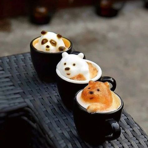 Coffee Content, Coffee Latte Art, Pretty Coffee, Kawaii Cooking, Coffee Barista, Single Serve Coffee Makers, Coffee Drink Recipes, Fun Baking Recipes, We Bare Bears