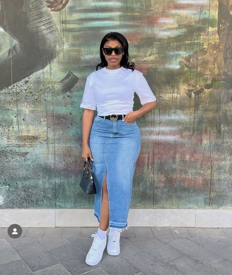 Short Jean Skirt Outfits, Denim Midi Skirt Outfit, Dope Fashion Outfits, Edgy Work Outfits, Denim Skirt Outfit, Jean Skirt Outfits, Fashionable Work Outfit, Cute Modest Outfits, Denim Skirt Outfits