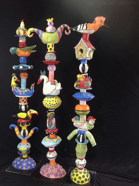 Ceramics totems in Reuma's Studio Pottery Sculpture Ideas, Totem Pole Art, Garden Totem, Art Pole, Garden Totems, Pole Art, Sculptures Céramiques, Sculpture Ideas, Garden Pottery