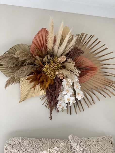 Dried Wall Arrangements, Floral Wall Arrangements, Dried Flower Wall Arrangements, Dried Flower Arrangements Wall, Wall Floral Arrangements, Wall Flower Arrangements, Flower Mood Board, Dried Floral Wall Hanging, Palm Wall Decor