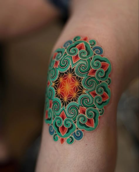 Dancheong Tattoo, Diana Tattoo, Tropical Tattoos, Leg Band Tattoos, Vibrant Tattoos, Traditional Japanese Tattoo Flash, Mayday Mayday, Knitting Tattoo, Korean Tattoo