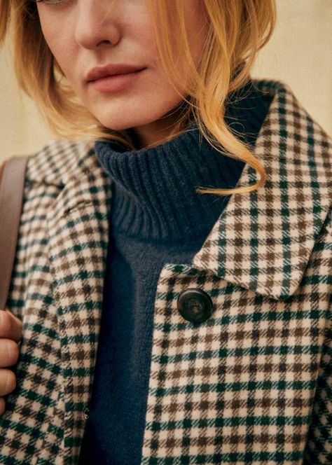 Clyde Coat - Taupe - Recycled wool - Sézane English Fashion Style, Checkered Coat Outfit, Checkered Coat, I Fall To Pieces, English Fashion, Plaid Coat, Green Coat, Coat Outfits, Parisian Style