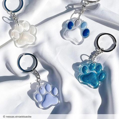 Paw Keychain, Personalized Keychains, Pet Keychain, Cleaning Mold, Dog Mum, Unique Keychains, Silicone Moulds, Resin Projects, Dog Paw Print