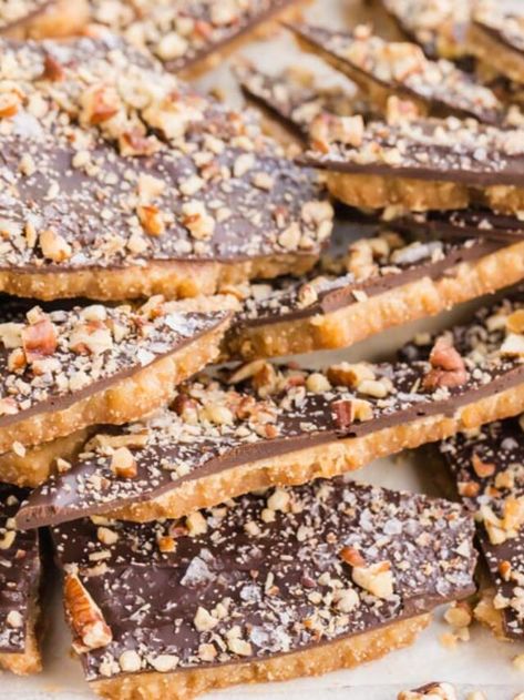 Keto Toffee, Keto Focus, Easy Toffee, Low Carb Candy, Keto Treats, Toffee Recipe, Postre Keto, Keto Christmas, Keto Candy