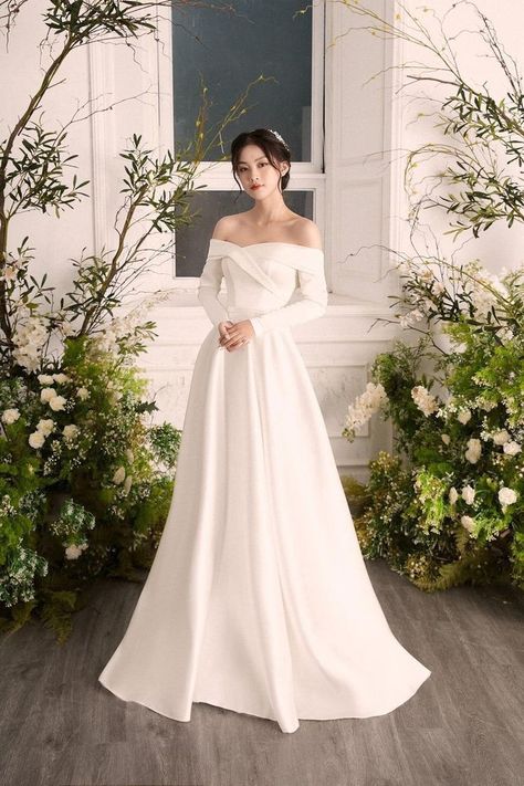 Wedding Dresses Korean, Hanbok Wedding Dress, Hanbok Wedding, Korean Wedding Dress, Plain Wedding Dress, Minimal Wedding Dress, Simple Wedding Gowns, Shoulder Off, Off Shoulder Wedding Dress