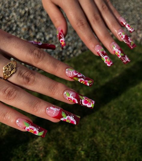 Pretty Flower Nails, Red Nails Acrylic Summer, Orchid Flower Nails, Red And White Flower Nails, Red Summer Acrylic Nails, Rose Acrylic Nails Design, Unquie Nails, Red Nails With Roses, Red 3d Flower Nails